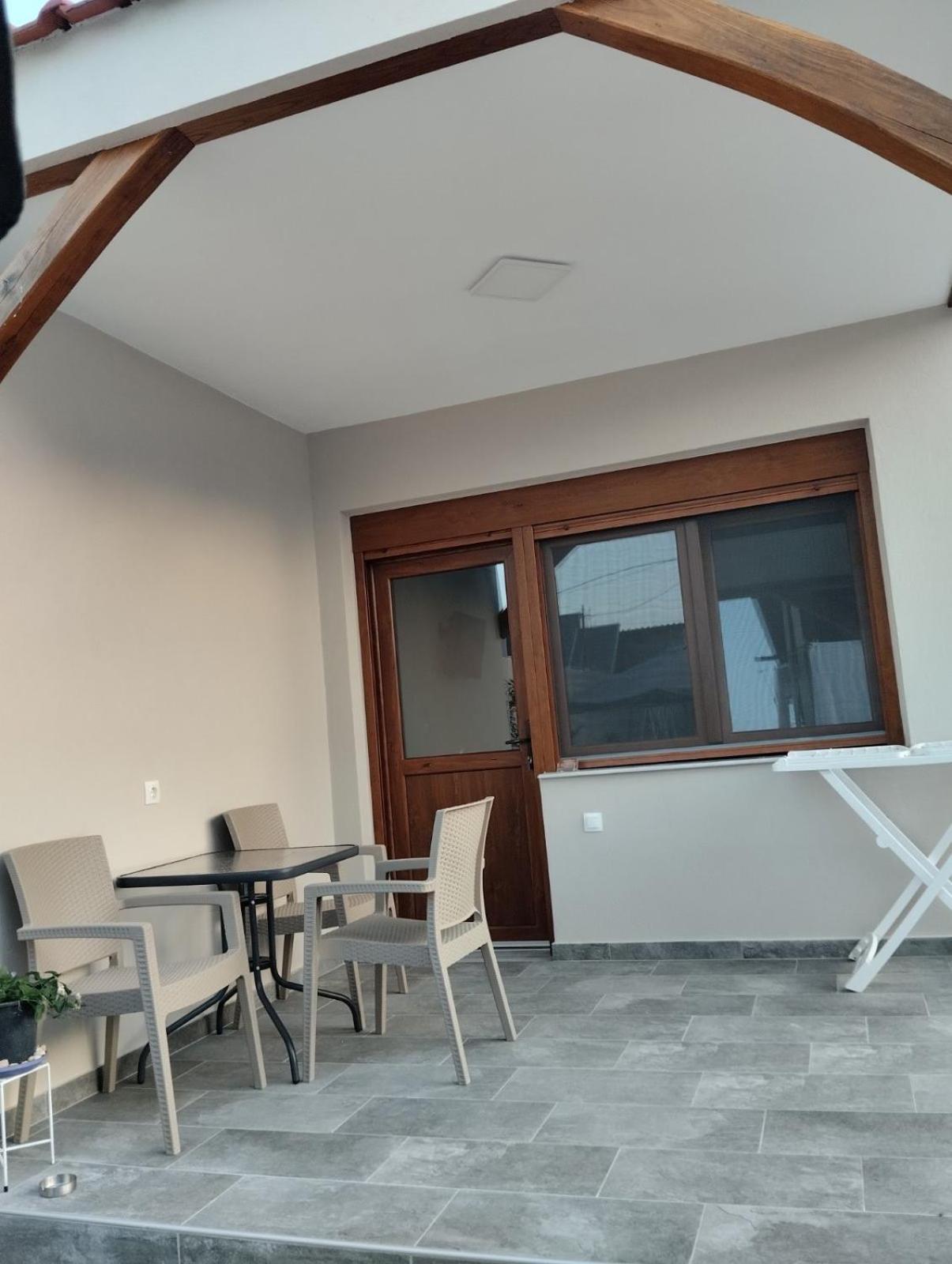 Daniela Apartments Неа-Рода Экстерьер фото
